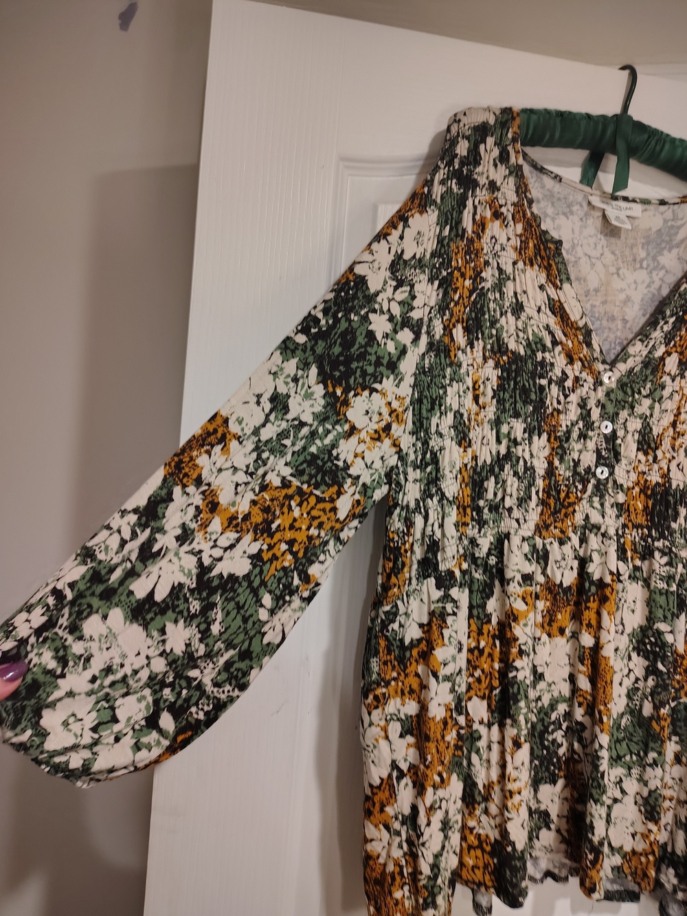 Boho Floral V-Neck Long Sleeve Tunic Top — Green Multi - Picture 3 of 10
